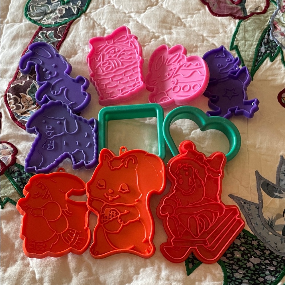Colorful Cookie Cutter Set Variety of Themes